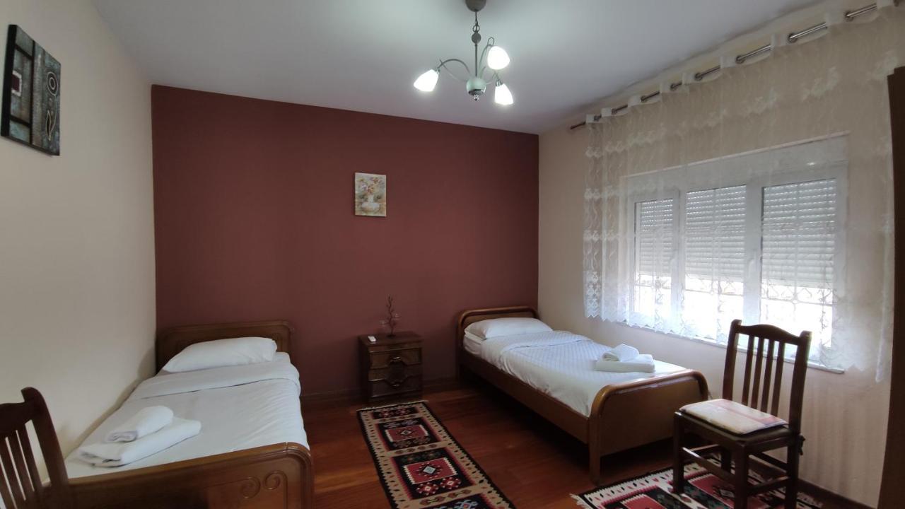 Guest House Katerina Korça Kültér fotó